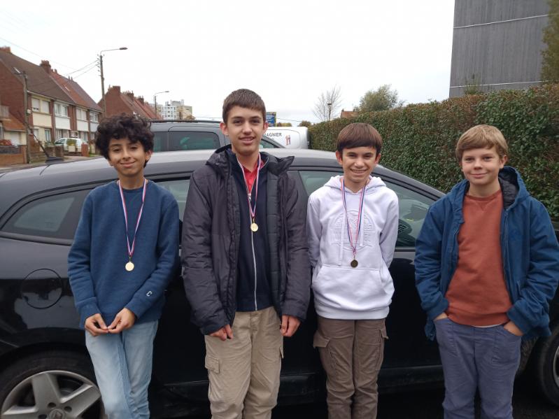 Image 4 : Younes ZINE, Mathéo CROMBEZ, PANGNATHIP Alban, Marcellin LECLERCQ